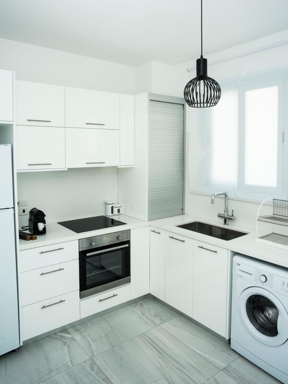 Wavebreeze Villas Paphos Eksteriør billede
